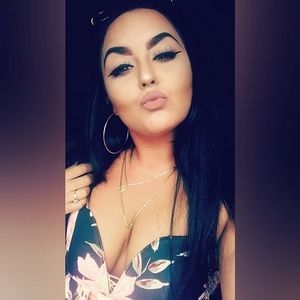 Meet your Posher, Sam